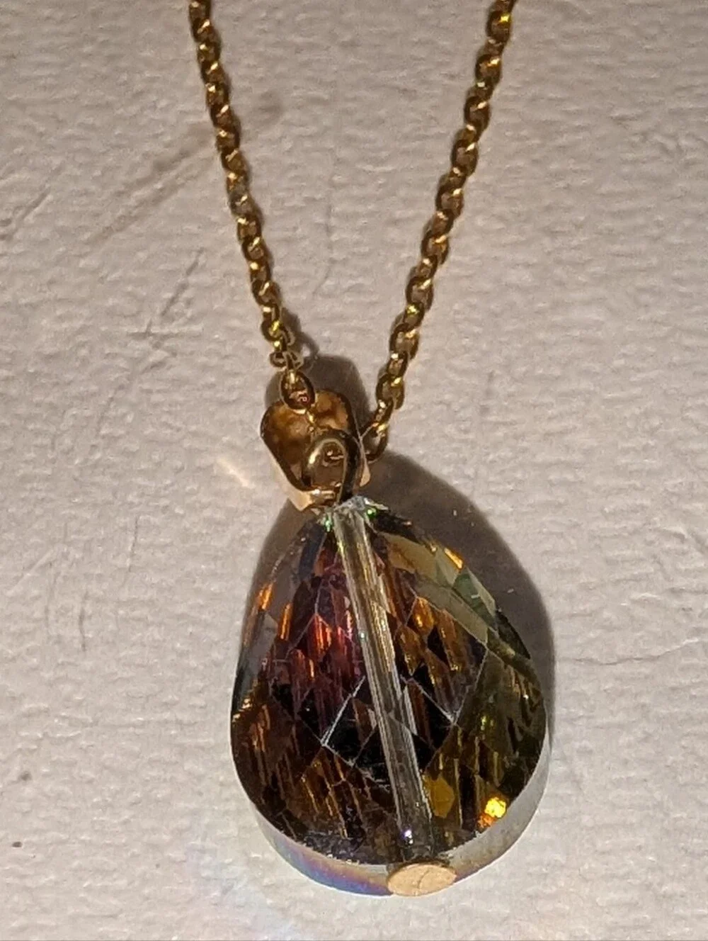 NWT Teardrop Stone Gold Pendant Necklace with Stud CC earrings.